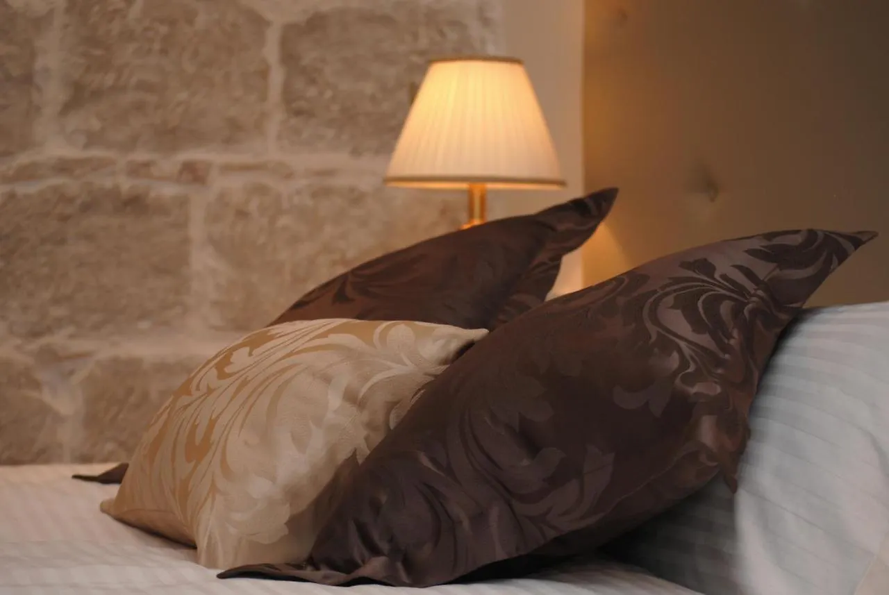 Lanterna Rooms Split Pensión