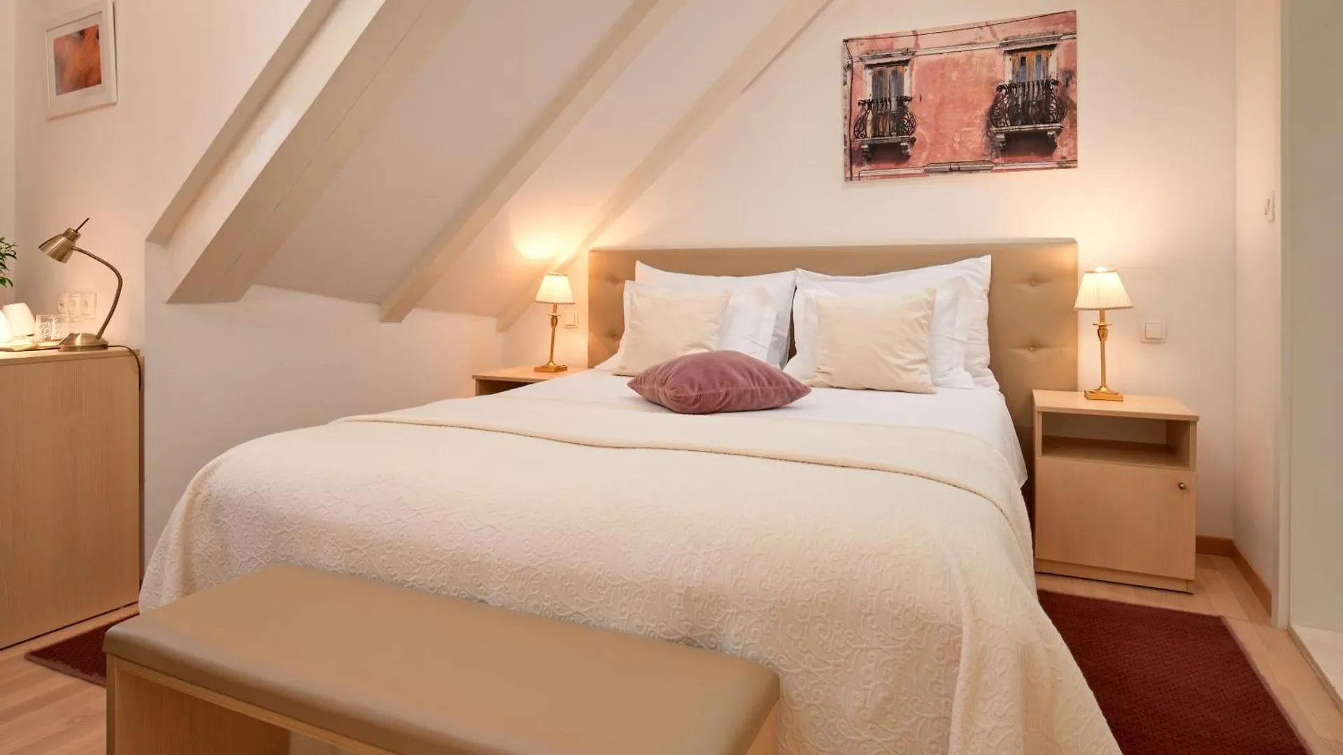 Pensión Lanterna Rooms Split
